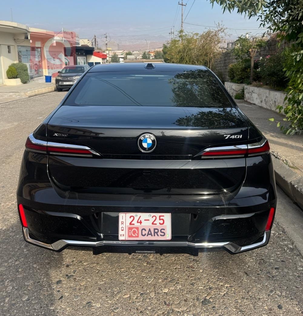 بي ام دبليو الفئة 7